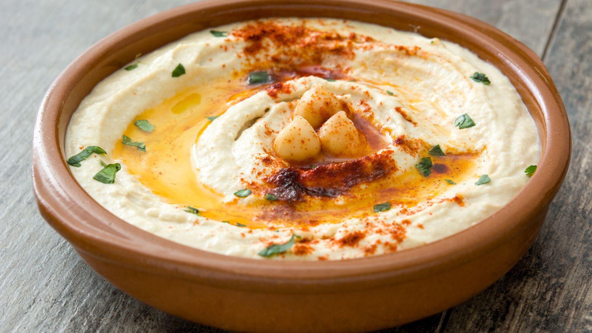 Humus Rood Wat maakt hummus zo gezond? - Lekker Plantaardig